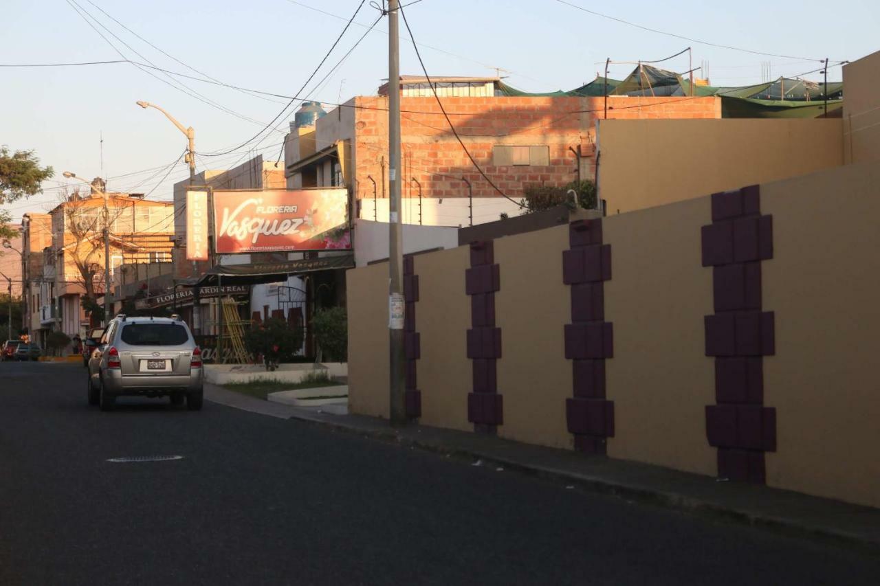 Hostal Mochileros タクナ エクステリア 写真