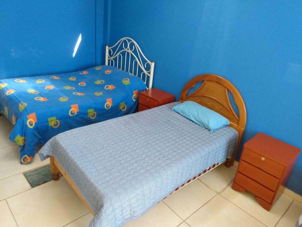 Hostal Mochileros タクナ エクステリア 写真